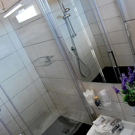 Hotel Abay 3*
