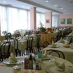 Hotel Abay 3*