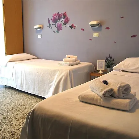 Hotel Abay 3*