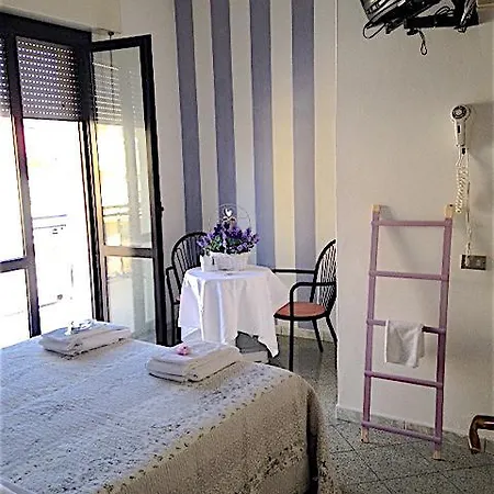 Ξενοδοχείο Abay 3*