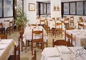 Ξενοδοχείο Abay 3*