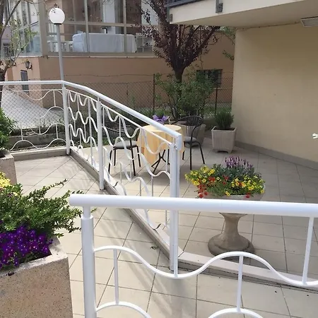 Hotel Abay 3*